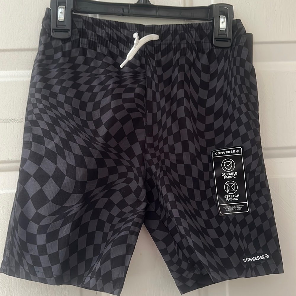 CONVERSE PULL-ON FABRIC SHORTS: BLACK/GRAY CHECKERED: NEW WITH TAGS: SIZE 6